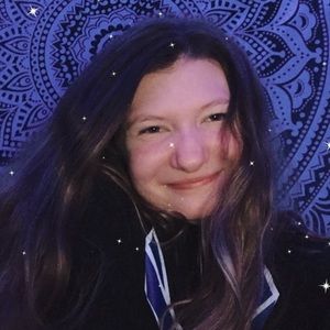 Meet your Posher, Carolyn